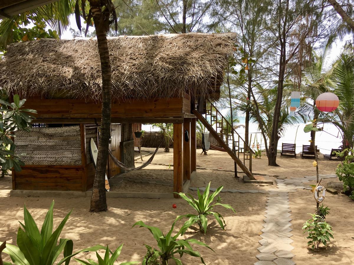 Water Music Arugam Bay Hotel Bagian luar foto