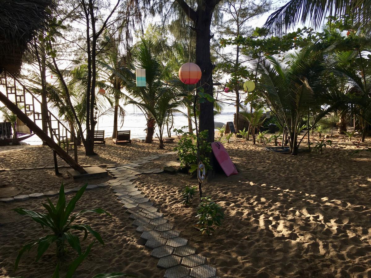Water Music Arugam Bay Hotel Bagian luar foto